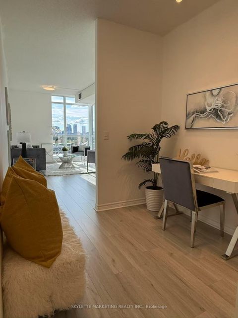 Photo 8 at 1315 - 2885 Bayview Avenue, Bayview Village, Toronto
