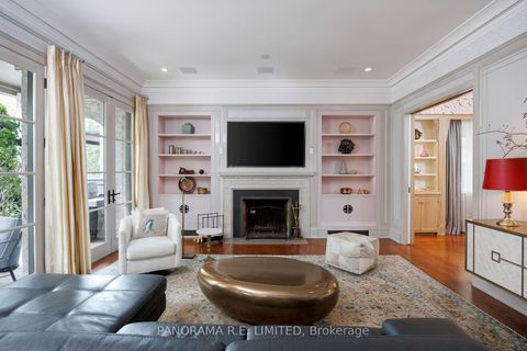 Photo 11 at 19 Graystone Gardens, City Centre West, Toronto