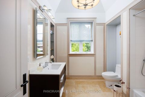 Photo 34 at 19 Graystone Gardens, City Centre West, Toronto