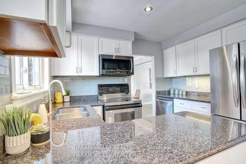 Photo 16 at 52 South Marine Drive, Guildwood, Toronto