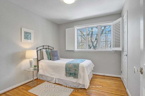 Photo 22 at 52 South Marine Drive, Guildwood, Toronto