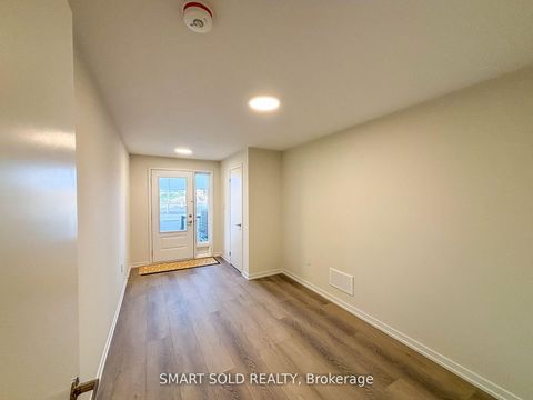 Photo 5 at 8 Matawin Lane, Headford Business Park, Richmond Hill Photo 5 at 8 Matawin Lane, Headford Business Park, Richmond Hill