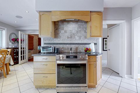 Photo 12 at 2 Bywood Drive, Rosethorn, Toronto