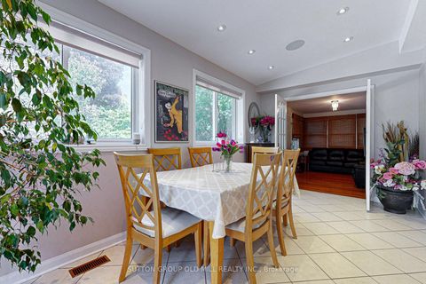 Photo 16 at 2 Bywood Drive, Rosethorn, Toronto
