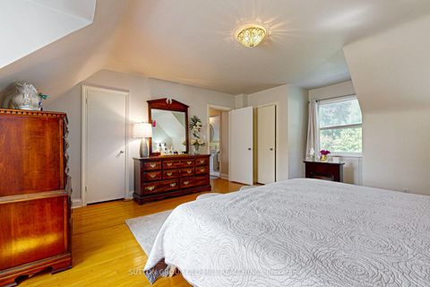 Photo 21 at 2 Bywood Drive, Rosethorn, Toronto