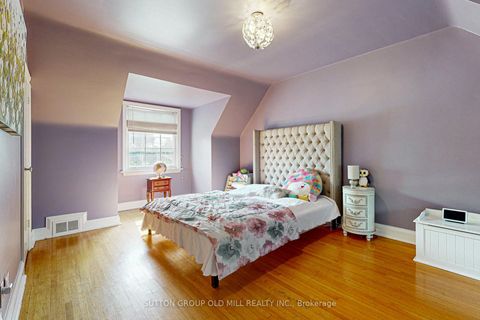 Photo 23 at 2 Bywood Drive, Rosethorn, Toronto