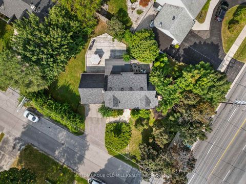 Photo 36 at 2 Bywood Drive, Rosethorn, Toronto
