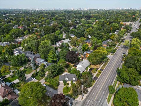 Photo 37 at 2 Bywood Drive, Rosethorn, Toronto