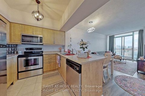 Photo 4 at 817 - 350 Red Maple Road, Langstaff, Richmond Hill
