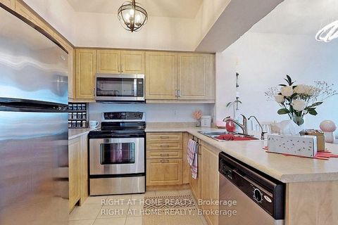 Photo 5 at 817 - 350 Red Maple Road, Langstaff, Richmond Hill