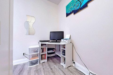 Photo 15 at 817 - 350 Red Maple Road, Langstaff, Richmond Hill