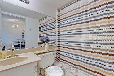 Photo 16 at 817 - 350 Red Maple Road, Langstaff, Richmond Hill