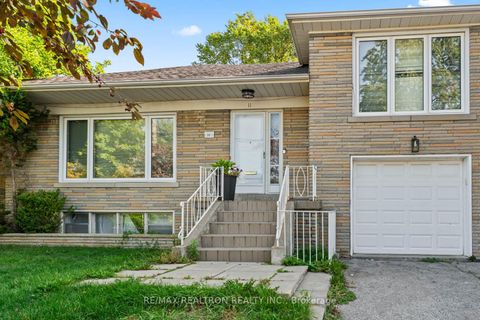 Photo 2 at 11 Josephine Road, Clanton Park, Toronto