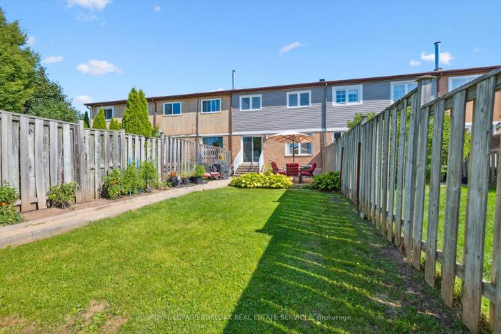 Photo 1 at 2152 Pelee Boulevard, RO River Oaks, Oakville
