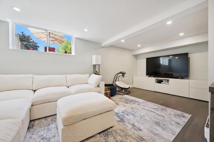 Photo 28 at 2152 Pelee Boulevard, RO River Oaks, Oakville