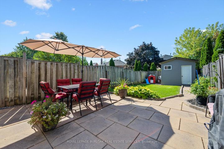 Photo 34 at 2152 Pelee Boulevard, RO River Oaks, Oakville