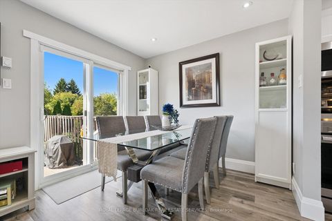 Photo 10 at 2152 Pelee Boulevard, RO River Oaks, Oakville