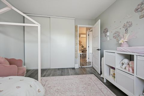 Photo 25 at 2152 Pelee Boulevard, RO River Oaks, Oakville