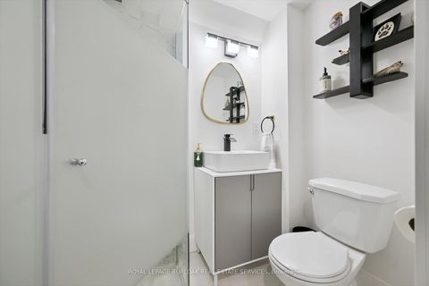 Photo 32 at 2152 Pelee Boulevard, RO River Oaks, Oakville