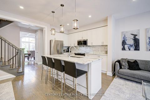 Photo 8 at 63 Duncombe Lane, South Richvale, Richmond Hill