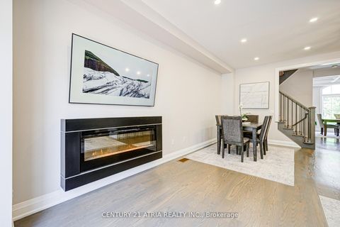 Photo 11 at 63 Duncombe Lane, South Richvale, Richmond Hill