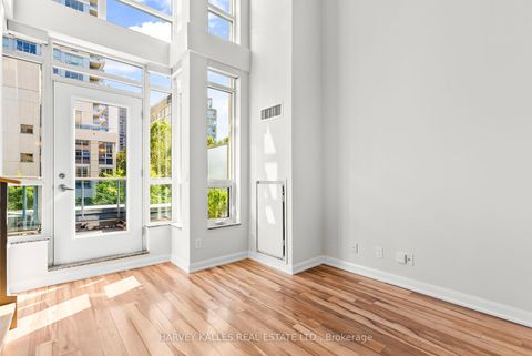 Photo 12 at L204 - 150 Homewood Avenue, South St. James Town, Toronto