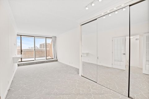 Photo 11 at 408 - 55A Avenue Road, Annex, Toronto