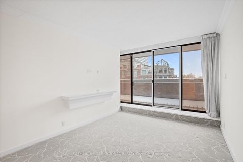 Photo 13 at 408 - 55A Avenue Road, Annex, Toronto