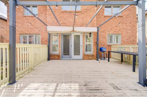 Photo 48 at 27 Binscarth Crescent, Uplands, Vaughan