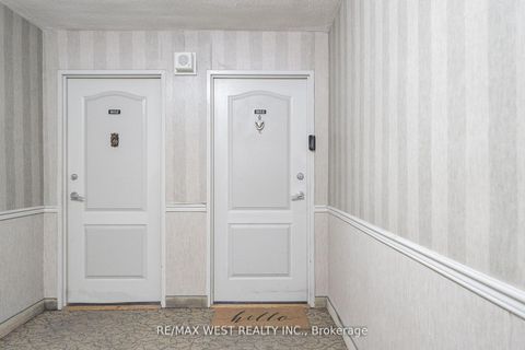 Photo 2 at 1603 - 61 Richview Road, Humber Heights, Toronto