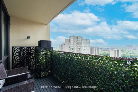 Photo 11 at 1603 - 61 Richview Road, Humber Heights, Toronto