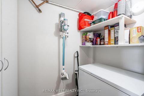 Photo 14 at 1603 - 61 Richview Road, Humber Heights, Toronto