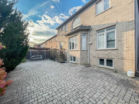 Photo 3 at 70 Brass Drive, Jefferson, Richmond Hill