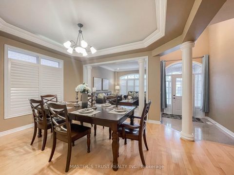 Photo 7 at 70 Brass Drive, Jefferson, Richmond Hill