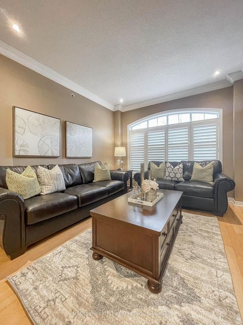 Photo 10 at 70 Brass Drive, Jefferson, Richmond Hill