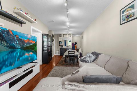 Photo 6 at 105 - 2772 Keele Street, CFB, Toronto