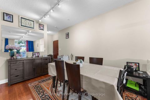 Photo 10 at 105 - 2772 Keele Street, CFB, Toronto