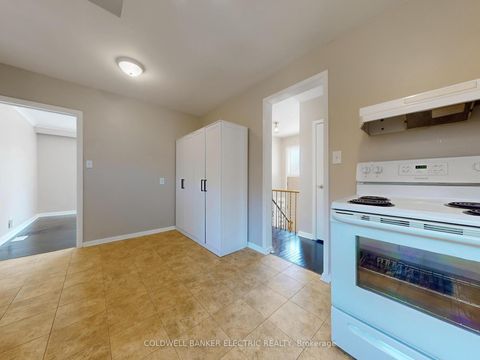 Photo 4 at 10 Cunard Street, Eglinton East, Toronto Photo 4 at 10 Cunard Street, Eglinton East, Toronto