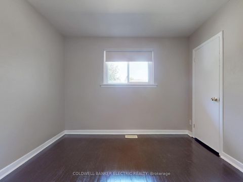 Photo 6 at 10 Cunard Street, Eglinton East, Toronto Photo 6 at 10 Cunard Street, Eglinton East, Toronto