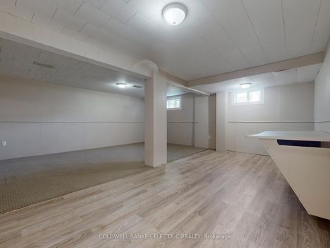 Photo 13 at 10 Cunard Street, Eglinton East, Toronto