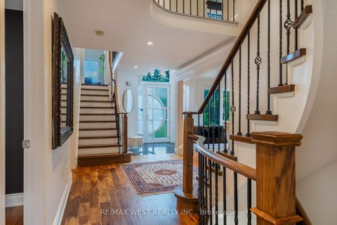 Photo 2 at 62 Briardale Place, Aurora Highlands, Aurora Photo 2 at 62 Briardale Place, Aurora Highlands, Aurora