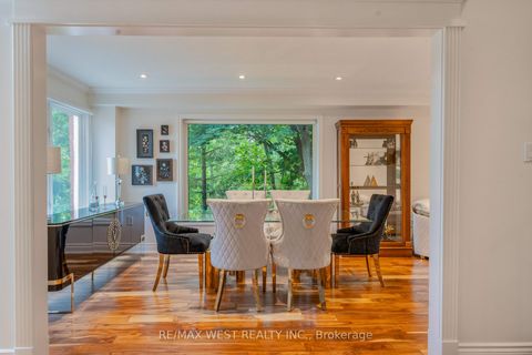 Photo 6 at 62 Briardale Place, Aurora Highlands, Aurora