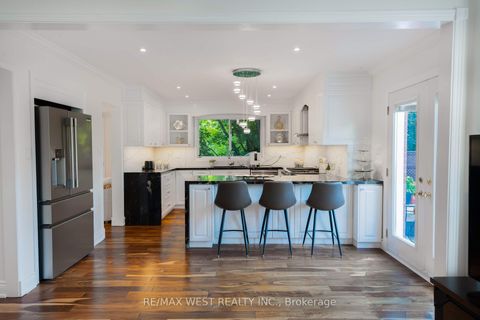 Photo 10 at 62 Briardale Place, Aurora Highlands, Aurora Photo 10 at 62 Briardale Place, Aurora Highlands, Aurora