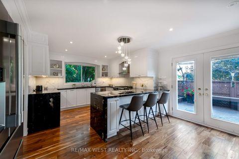 Photo 11 at 62 Briardale Place, Aurora Highlands, Aurora Photo 11 at 62 Briardale Place, Aurora Highlands, Aurora