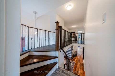 Photo 25 at 62 Briardale Place, Aurora Highlands, Aurora