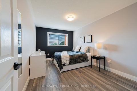 Photo 30 at 62 Briardale Place, Aurora Highlands, Aurora
