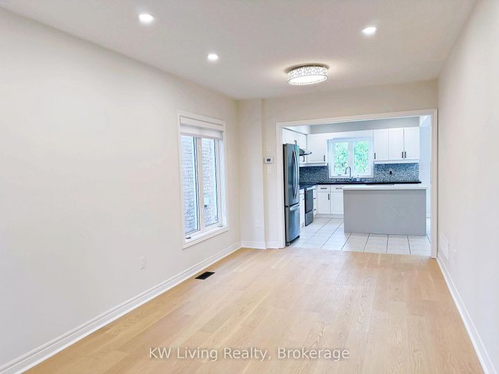 Photo 5 at 43 Bayswater Avenue, Oak Ridges Lake Wilcox, Richmond Hill