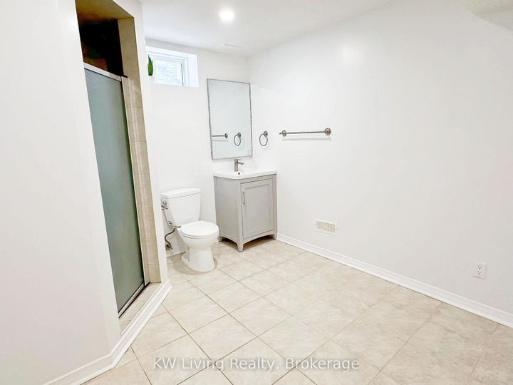 Photo 29 at 43 Bayswater Avenue, Oak Ridges Lake Wilcox, Richmond Hill
