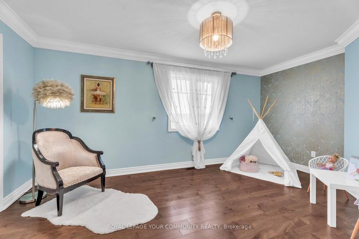 Photo 24 at 35 VANDERVOORT Drive, Jefferson, Richmond Hill