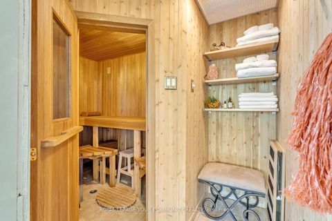 Photo 38 at 35 VANDERVOORT Drive, Jefferson, Richmond Hill